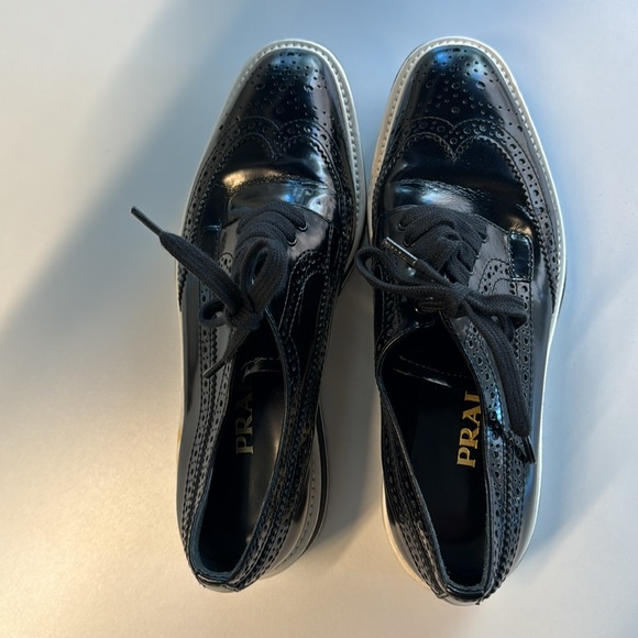 Prada Black leather Platform Oxford size 35 - Picture 3 of 4